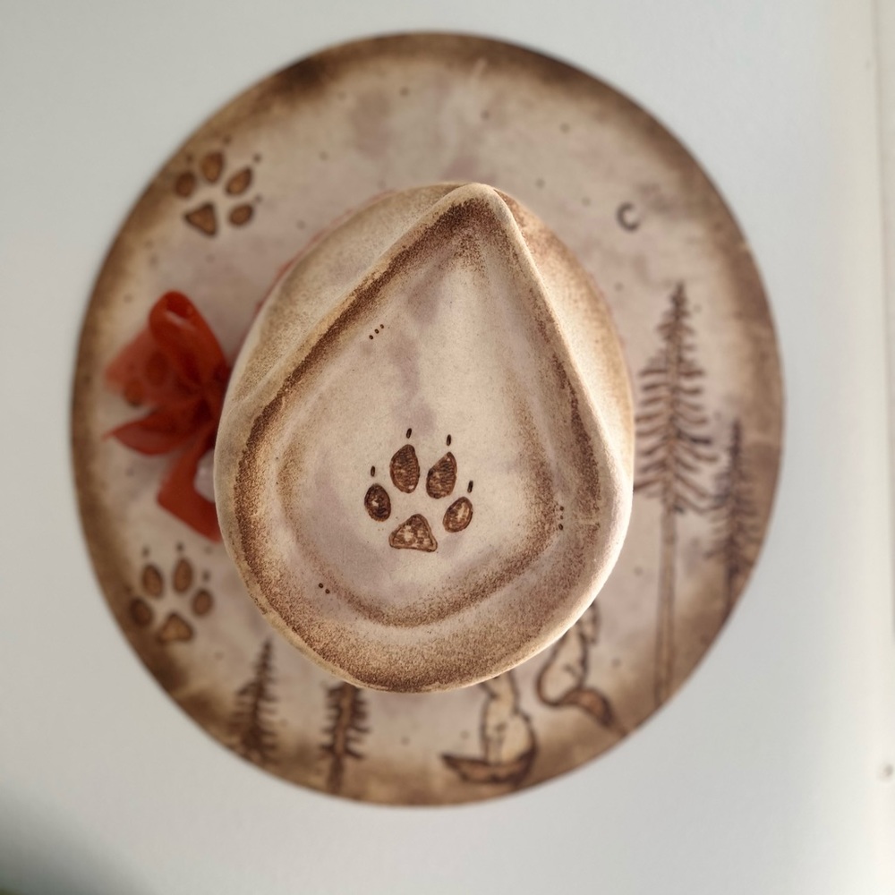 NWT CUSTOM WIDE BRIM HAT